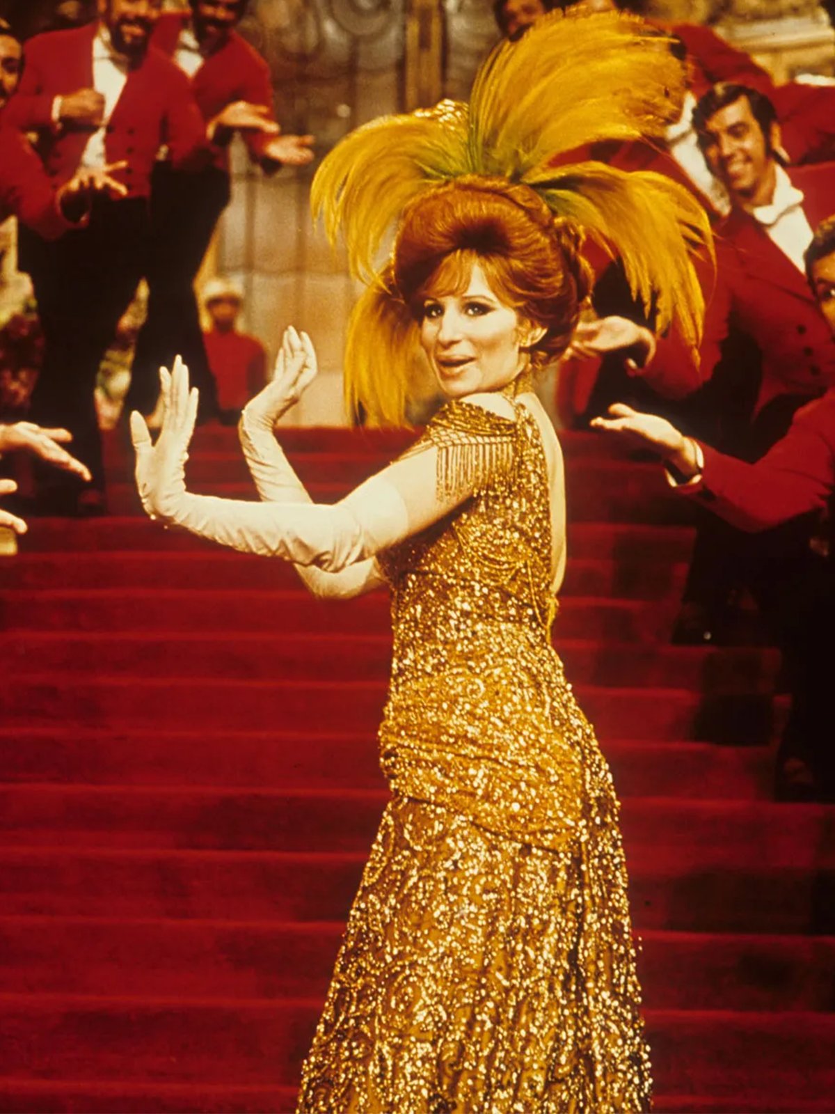 Abito o gioiello? Il prezioso vestito della Streisand in “Hello, Dolly!”